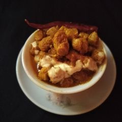 A picture of Soya chunks malai curry.