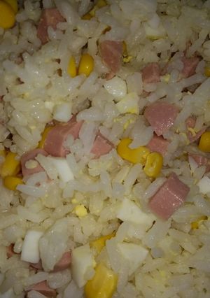 Una foto de Arroz primavera❣️