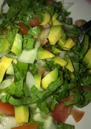 A picture of Avocado 🥑 Salad 🥗.