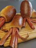 Polipetti di pane e wurstel di pollo