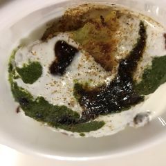 A picture of Dahi Bada.