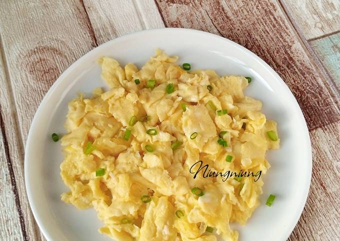 Resep Scrambled eggs oleh Niung Niung - Cookpad