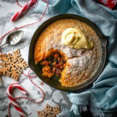 A picture of Festive Mince Pie Baked Proats.
