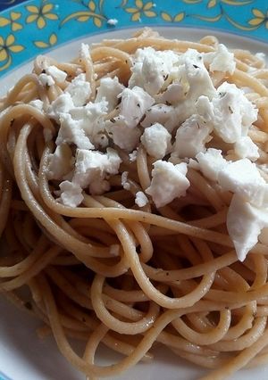 Φωτογραφία της συνταγής Μακαρόνια με λάδι και φέτα