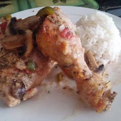 A picture of Oven roasted chicken cacciatore.