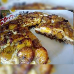 A picture of Meat-plantain fritata.