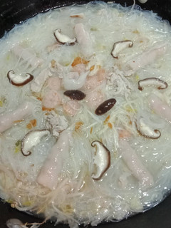 海陸綜合米粉湯 的食譜成品照片