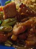 Wok de Cerdo agridulce con vegetales y semillas