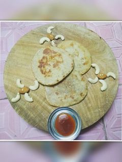 ஸ்டஃப்டு முந்திரி மற்றும் பாதாம் சப்பாத்தி செய்முறை முக்கிய புகைப்படம்