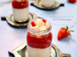 Foto resep Lychee Vanilla Panna Cotta dgn Strawberry Compote