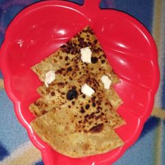 A picture of Aloo stuffed Paratha.