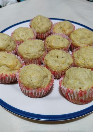 Una foto de Muffins de manzana y pera