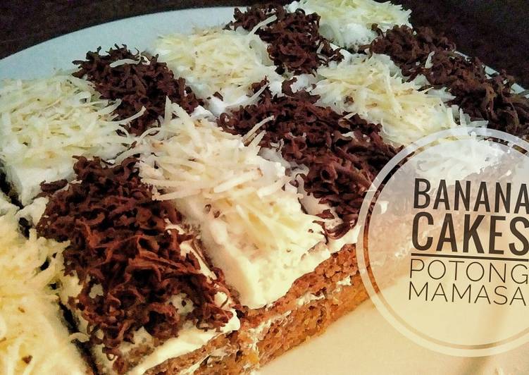 Bolu pisang potong kukus