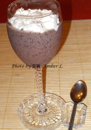 低脂藍莓奶昔 Low-Fat Blueberry Milkshake 的食譜成品照片