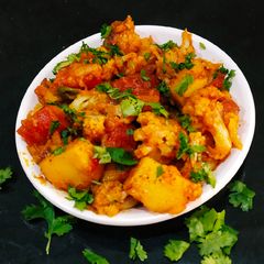 A picture of Gobhi Gajar Aloo Sabji.
