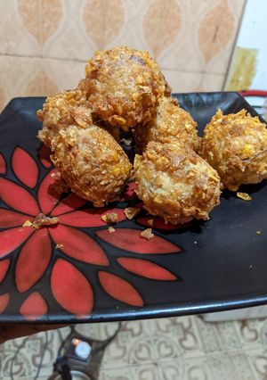 A picture of Crispy flakes Yam balls.