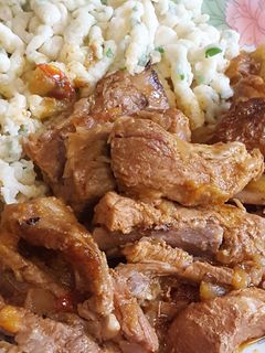 Sertésoldalas pörkölt recept fotója