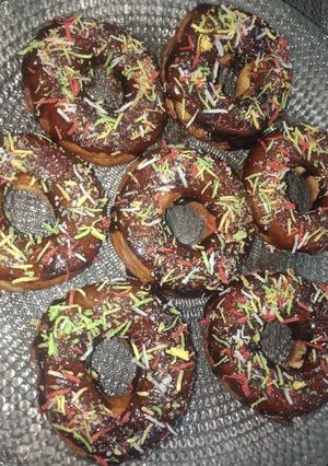 A picture of Donuts 😋.