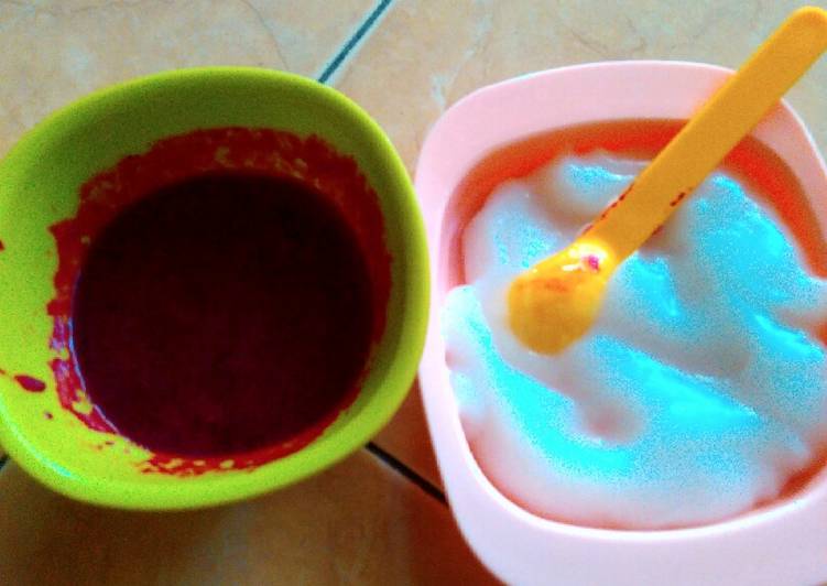 Bubur sumsum saus buah naga