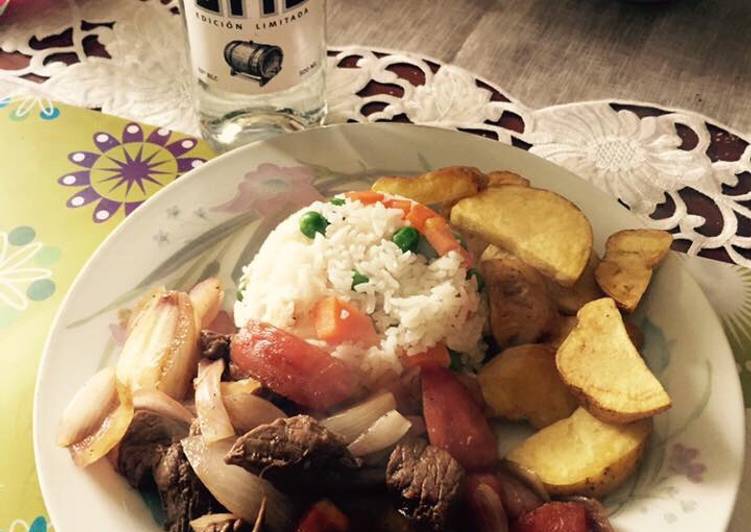Lomito saltado