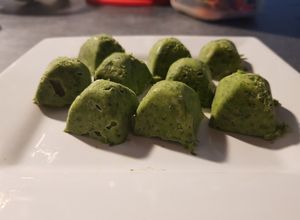 Una foto de Pesto en cubos para frezzer
