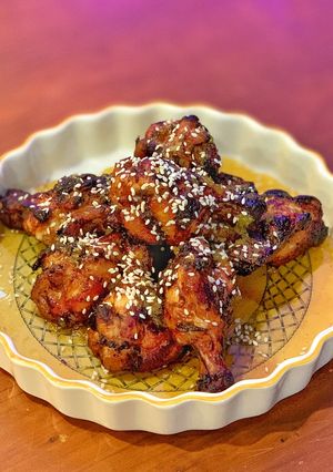 A picture of Honey lemon chicken wings.