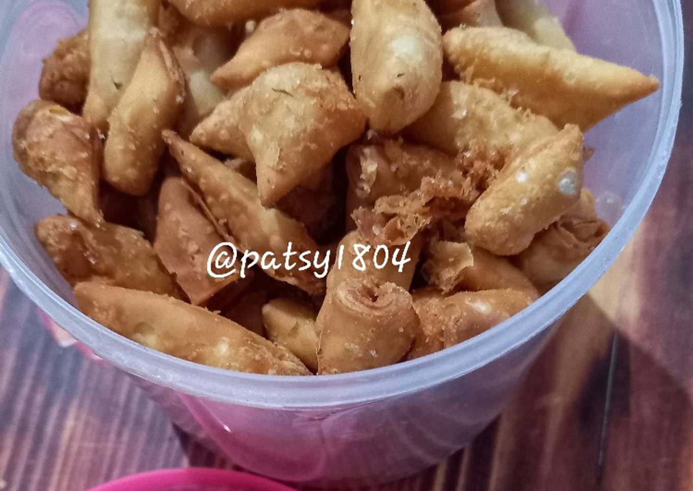 Kulit pangsit goreng