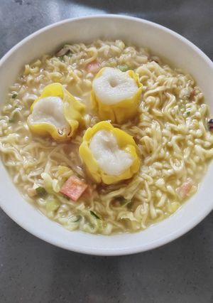 A picture of Instant Noodle.