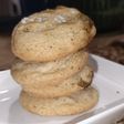 Cookies de mantequilla tostada rellenas de crema de pistacho