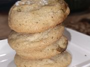 Una foto de tostada con mantequilla