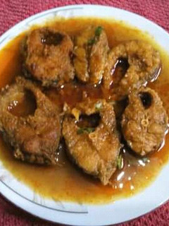রুই মাছের ঝোল রেসিপির প্রধান ছবি