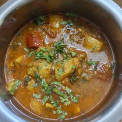 A picture of Aloo rassa bhaji.