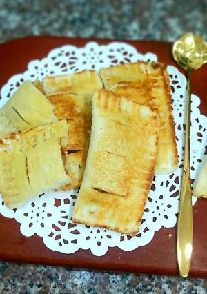 Hình của món BÁNH NHÂN TÁO QUẾ (VỎ LÀM TỪ BÁNH MÌ Sandwich).