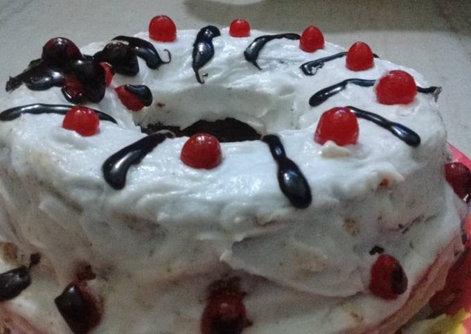 Recipes: Icebox pies and cakes end summer meals on a cool note