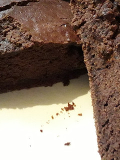 Una foto de Torta húmeda de chocolate