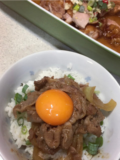 醬燒豬肉丼 的食譜成品照片