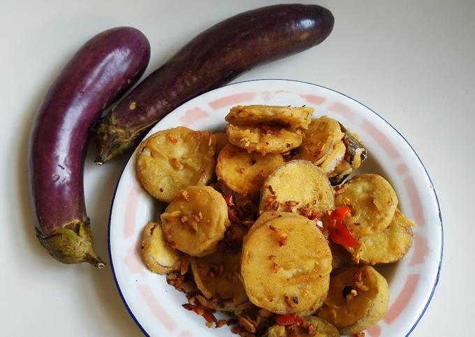 Cara Gampang Menyiapkan Terong Crispy Cabe Garam, Enak