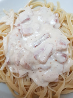 Una foto de Tallarines carbonara