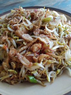 Foto resep Dadar telur cah toge pedas gurih