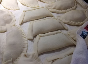 Una foto de Masa para empanada frita