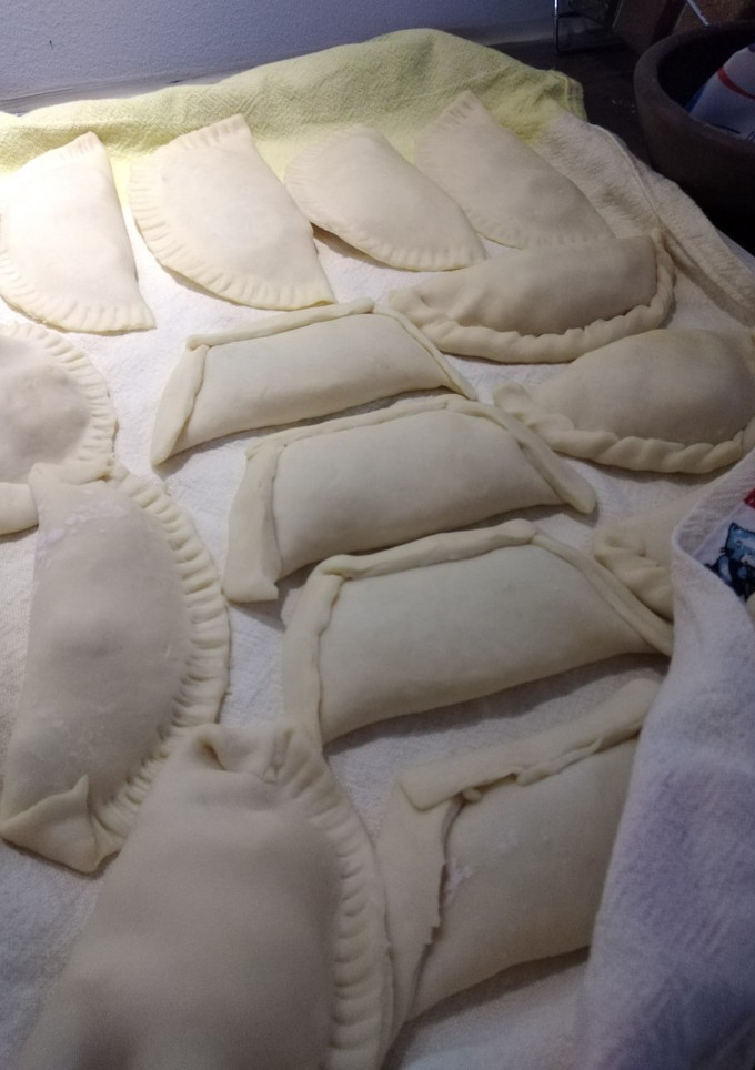 Una foto de Masa para empanada frita
