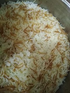 صورة لوصفة ارز بالشعيرية