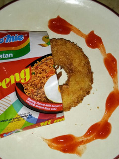 Foto resep Donat Indomie Goreng