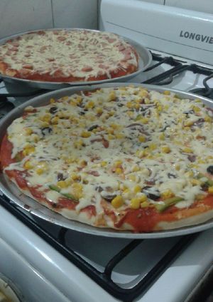 Una foto de Pizzas Especiales🍕🍕