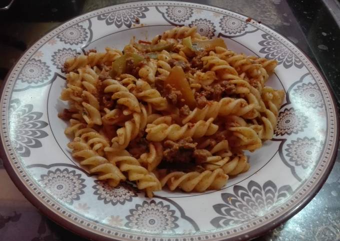 Chicken Pasta Primavera (With Veggies)