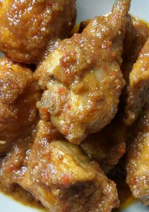 Foto resep Semur Ayam Tahu Telur
