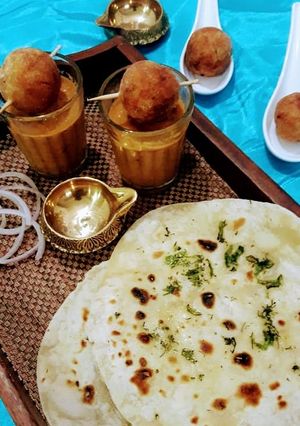 A picture of Aloo Kofta Curry.