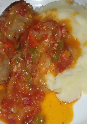 Una foto de Chorizo a la Pomarola fácil