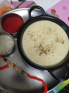 चावल की खीर (Chawal ki kheer recipe in hindi) रेसिपी मुख्य फोटो