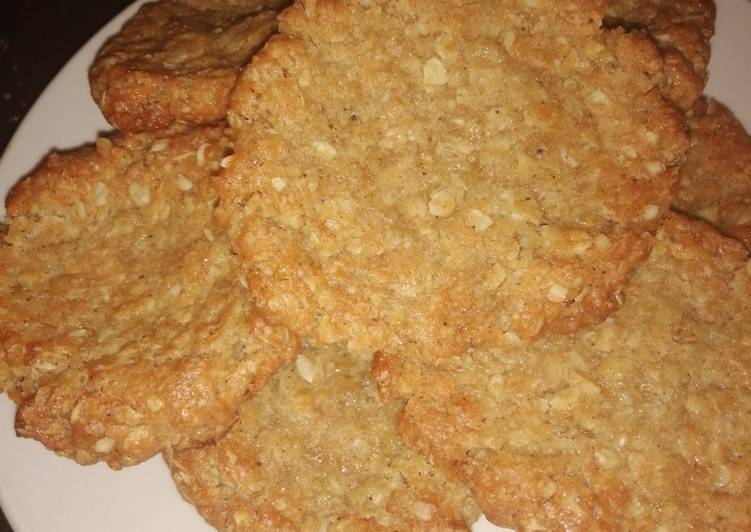 Easiest Way to Make Perfect Oatmeal Cookies